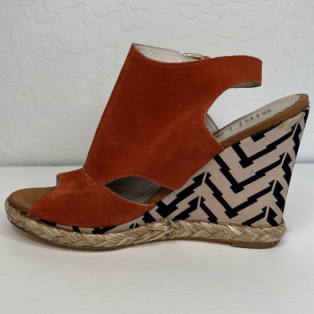 Bibi Lou rust orange suede & chevron wedge size 9 from Anthropologie - Picture 7 of 15